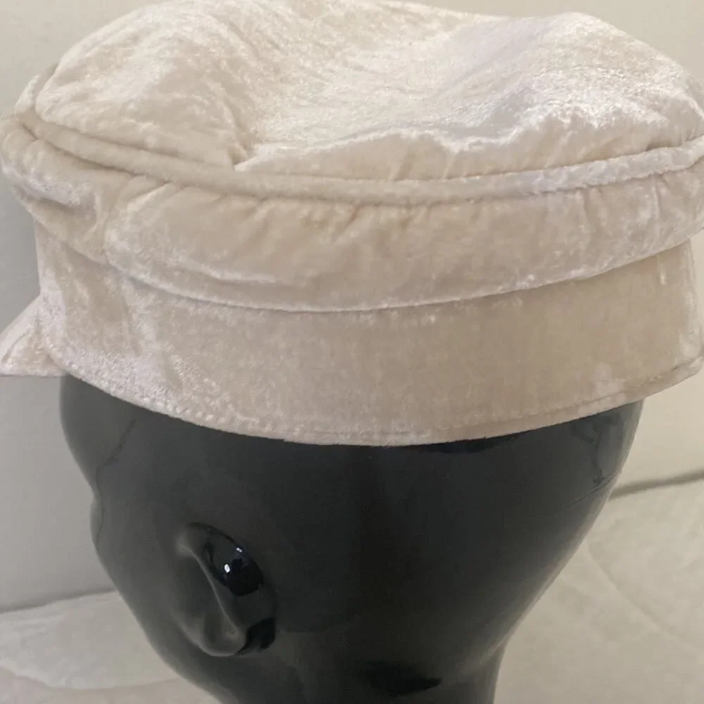 Lack of Color Hat Light tan Size Small see Video